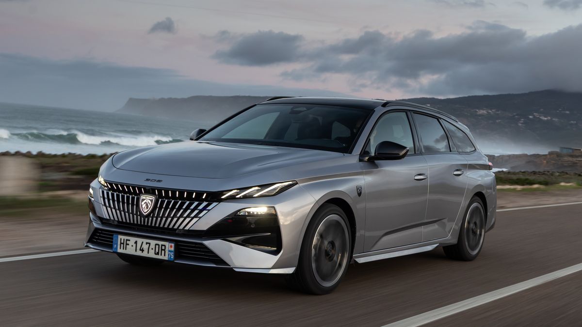 Velký fešák s obřím kufrem: Modernizovaný Peugeot 308 je skvělou protilátkou na nemoc SUV